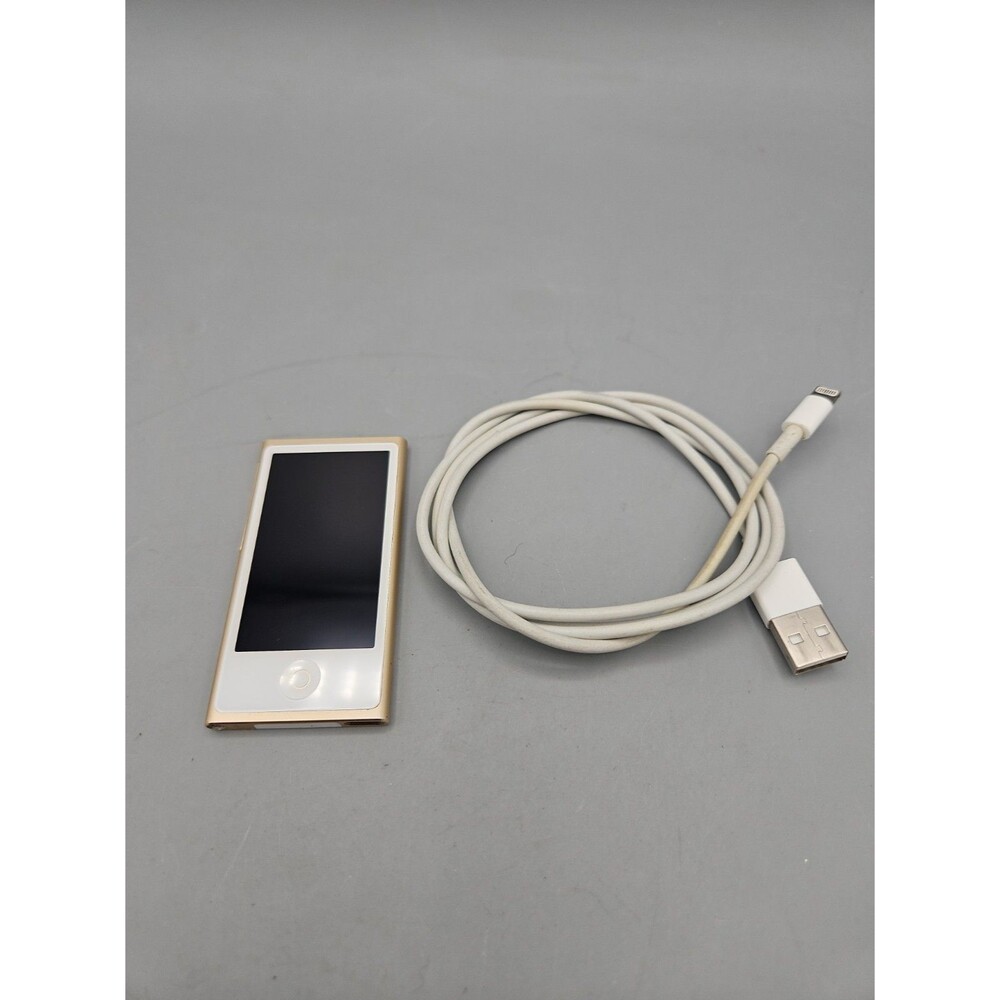 Apple iPod nano (7th Generation / Gen.) (A1446) 16GB - Gold - WORKS